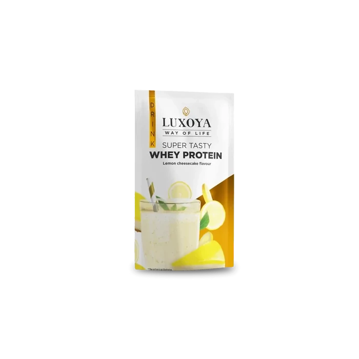 LUXOYA - SUPER TASTY WHEY PROTEIN - PRÉMIUM FEHÉRJE ITALPOR 30 g - Citromos sajttorta ízű - VALÓDI CITROMHÉJ DARABOKKAL!